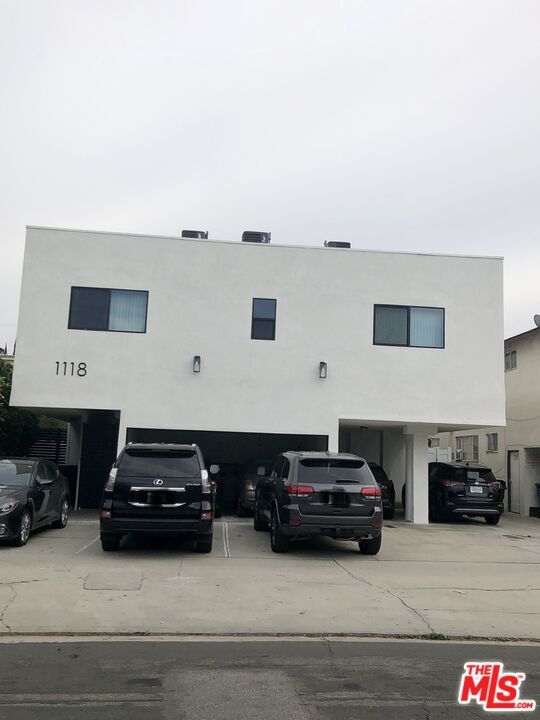 Building Photo - 1118 S Holt Ave