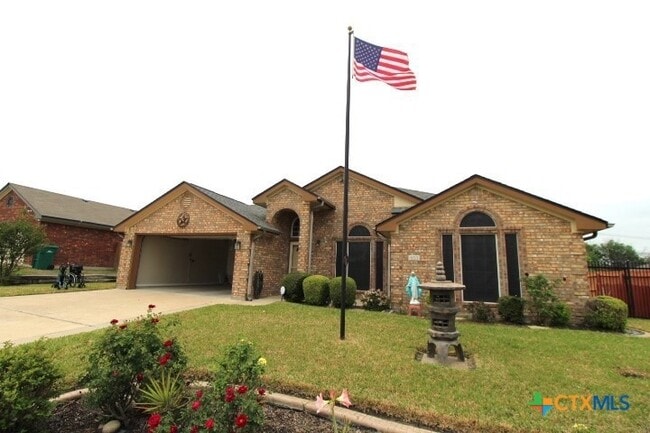 Building Photo - 603 Mustang Trail