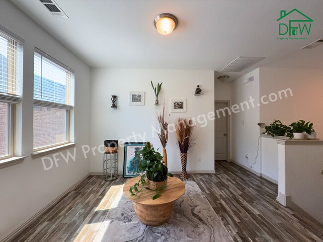 Building Photo - 3 Bed/2.5 Bath Home for Lease in Arlington...
