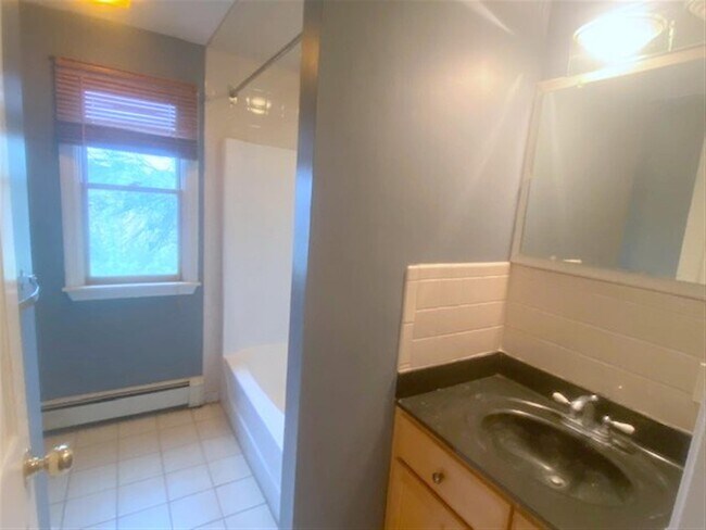 Building Photo - 96 North St