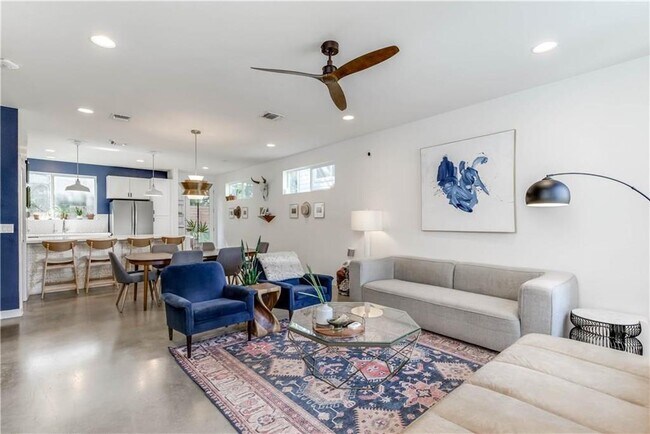 Building Photo - 3207 Aldwyche Dr