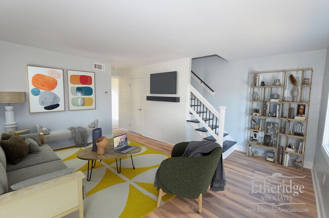 Building Photo - Renovated 2 bed 1.5 Bath Townhome Apartment - Sun Valley