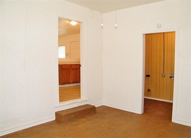 Building Photo - 256 FM 3083