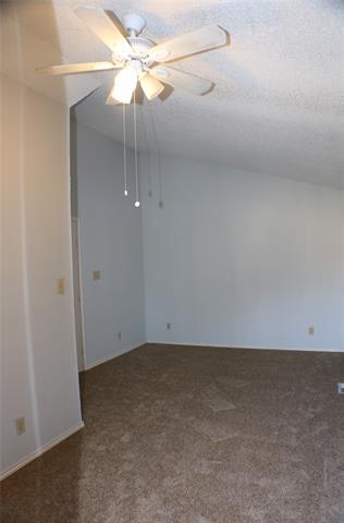 Building Photo - 821 Dublin Dr