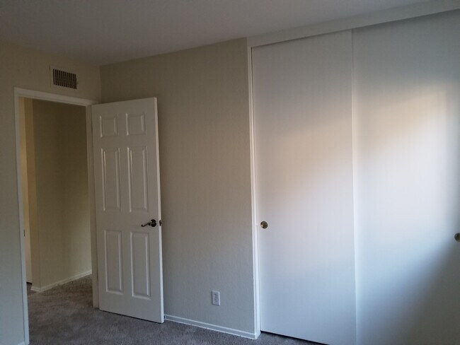 Building Photo - Home with View! 3 Bedroom 1.5 Bath Home,
