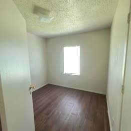 Building Photo - 4813 Eastover Ave