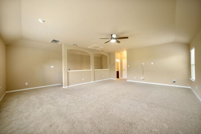 Building Photo - Executive-Style Home Now Available in Alam...