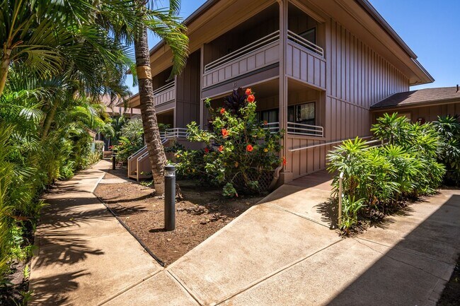 Building Photo - Fully Furnished, 1 Bed/1 Bath, Kihei Bay Vista with Pool