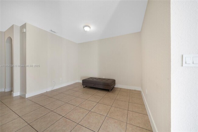 Building Photo - 15292 SW 119th St