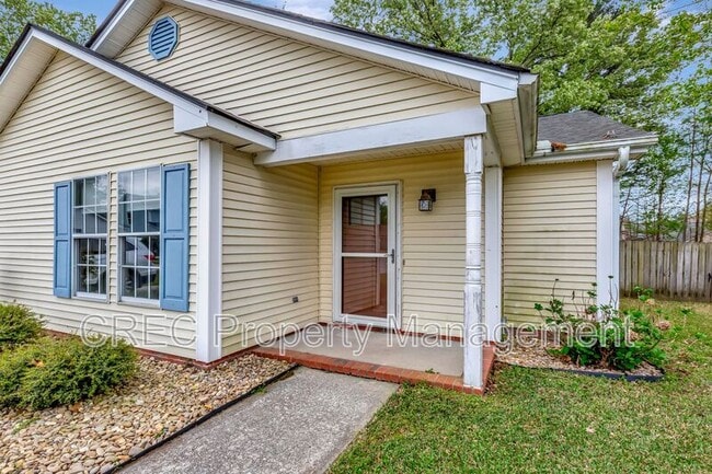 Building Photo - 207 Lynton Ct