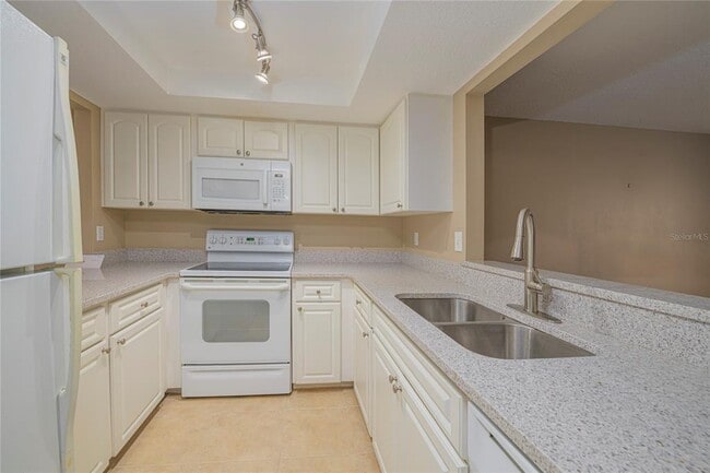 Building Photo - 918 Sunridge Dr