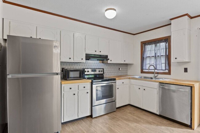 Building Photo - 6522 Baldoon Dr