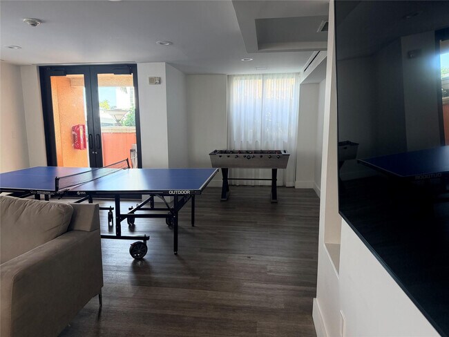 Building Photo - 100 N Federal Hwy