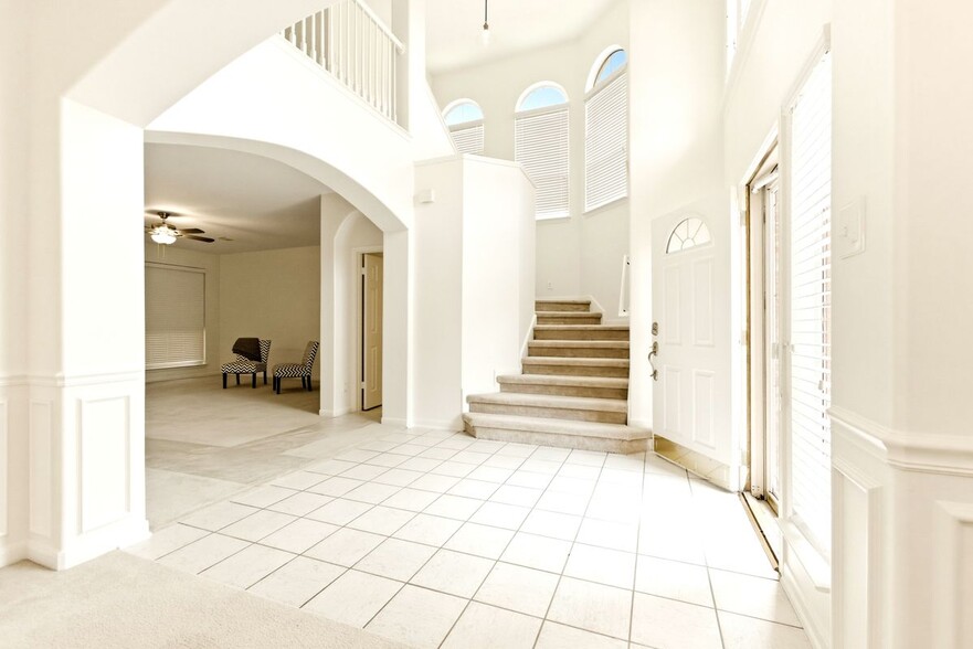 Building Photo - 119 Baythorne