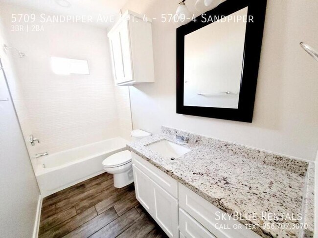 Building Photo - 5709 Sandpiper Ave