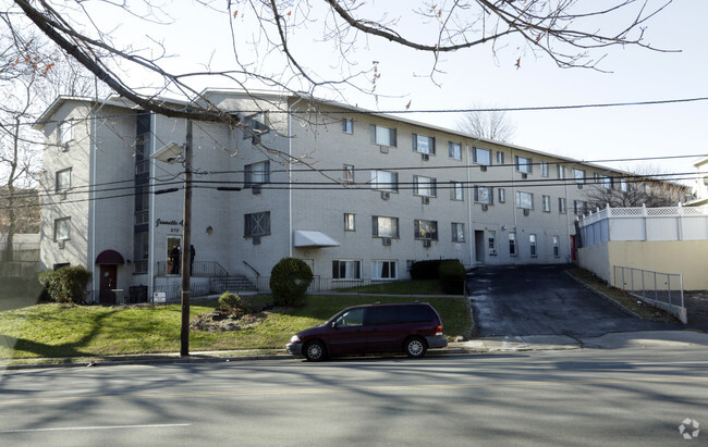 Primary Photo - Jeanette Apartments