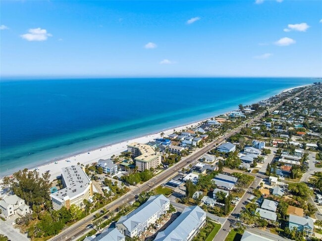 Building Photo - 2516 Coral Ct.