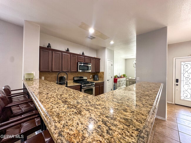 Building Photo - 5037 Lone Cactus Ct