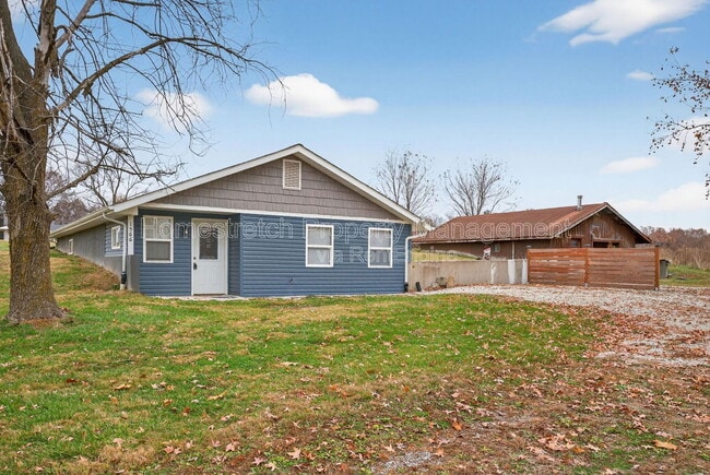 Primary Photo - 1566 Sugar Grove Rd