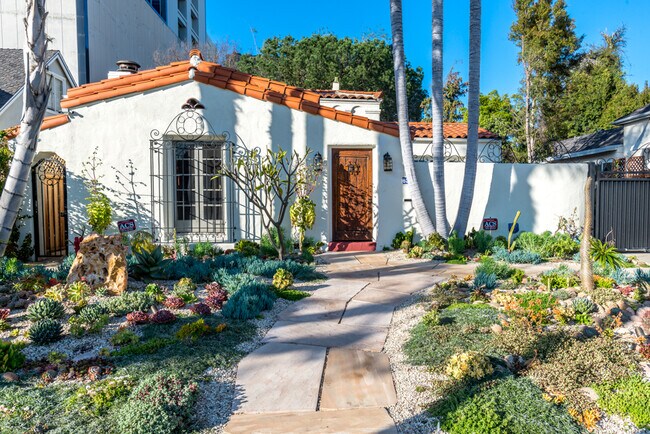 Building Photo - 6335 Warner Dr