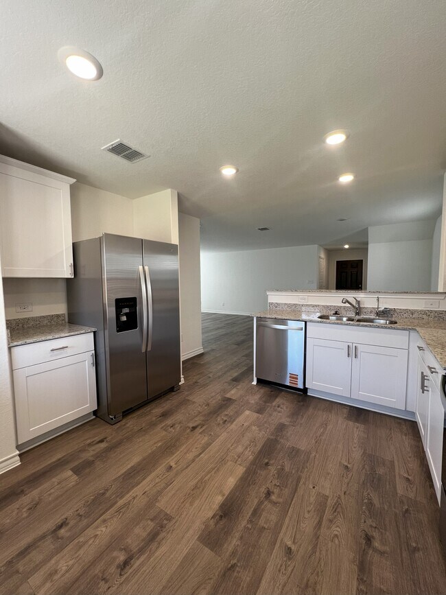 Building Photo - 4037 Lily Glade Ln