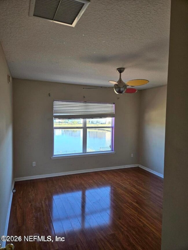 Building Photo - 1541 Harvest Cove Dr