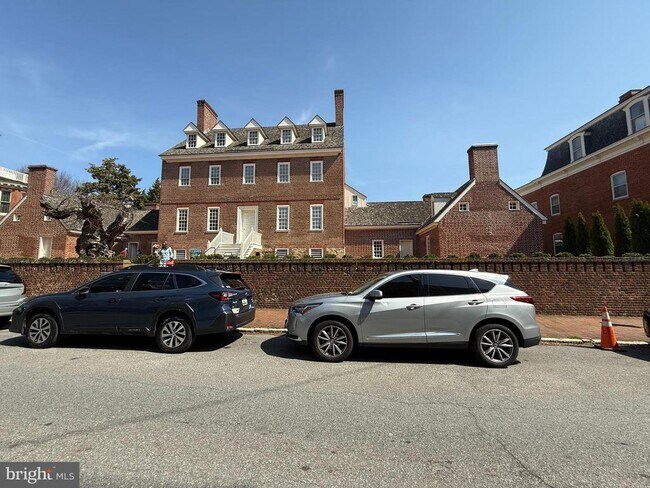 Building Photo - 185 Prince George St