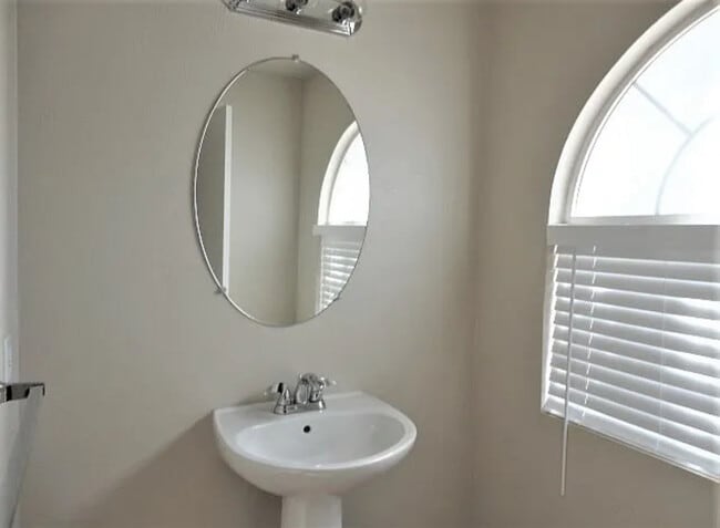 Building Photo - 9794 Silver Harvest Ct