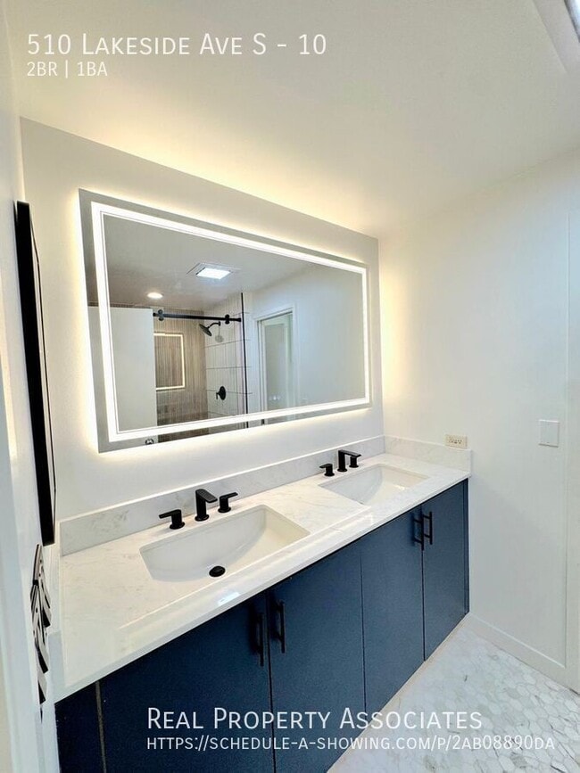 Building Photo - 510 Lakeside Ave S