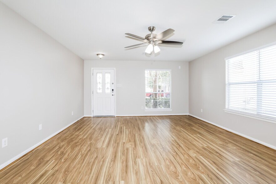 Building Photo - 21334 Bella Luna Ct