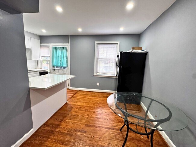 Building Photo - Welcome to your new 2 level TH style apartment home