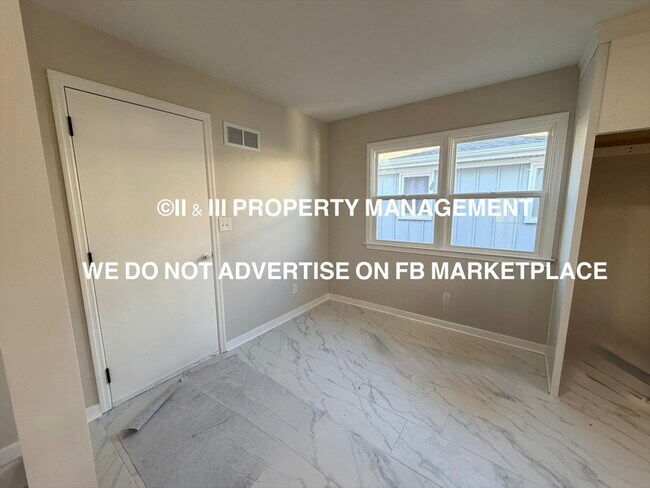 Building Photo - 9209 Hayes Dr