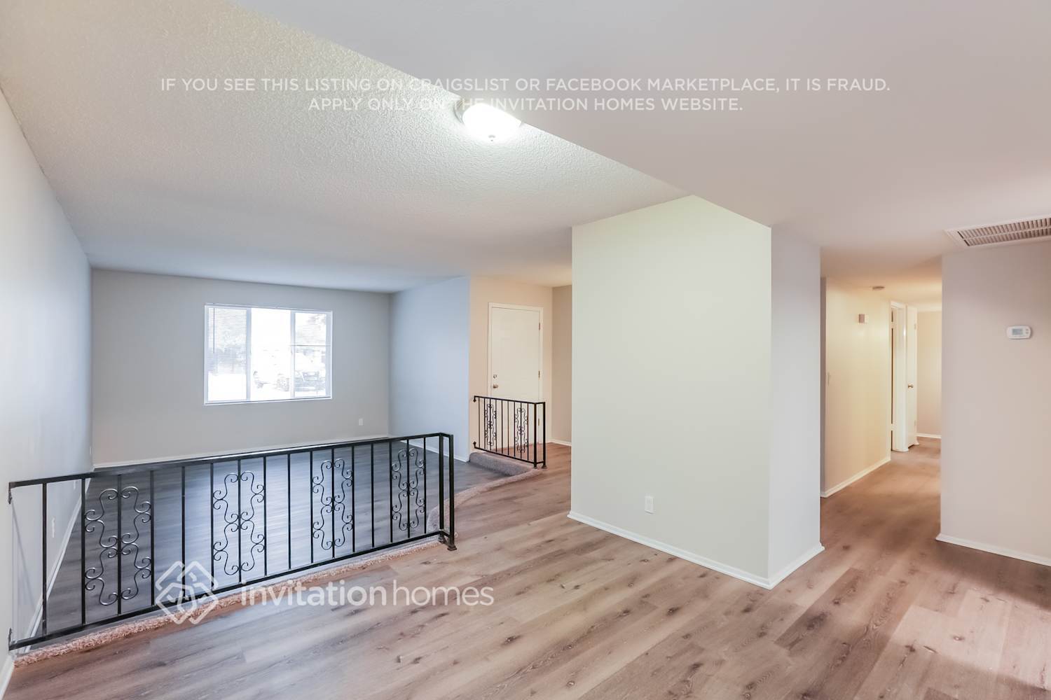 Building Photo - 701 N Comanche Dr