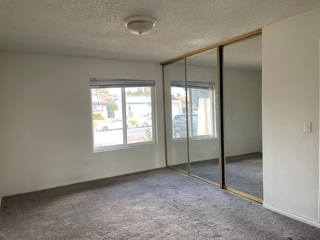 Building Photo - 9119 Inverness Rd