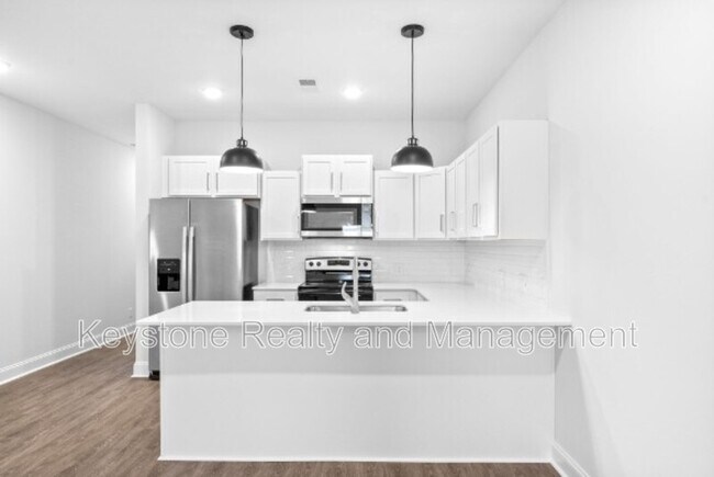 Building Photo - 760 Tracy Ln
