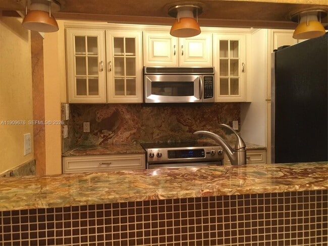 Building Photo - 4401 W McNab Rd