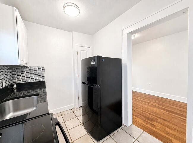 Building Photo - 3112 Frazier Ave
