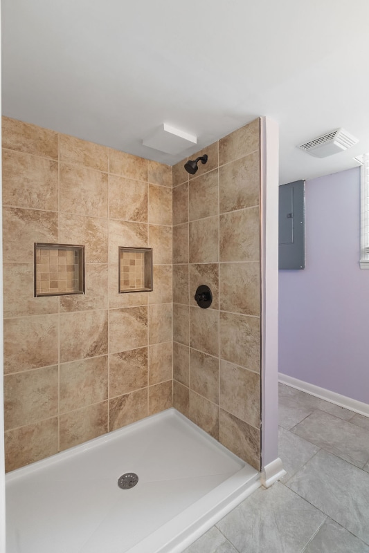 Building Photo - 512 River Rouge Dr