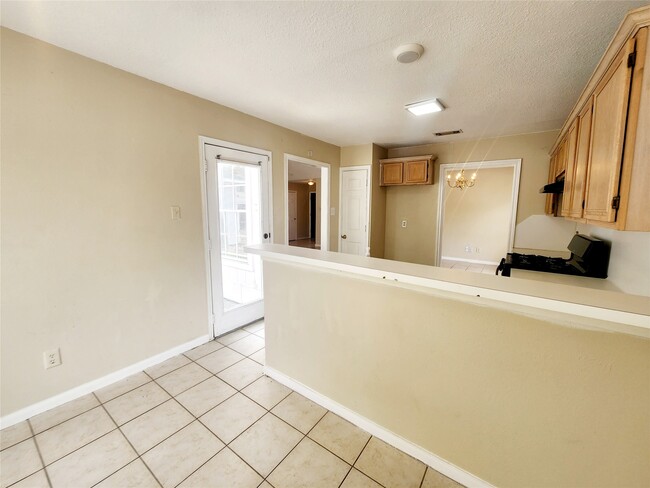 Building Photo - 19722 Ridge Falls Ct