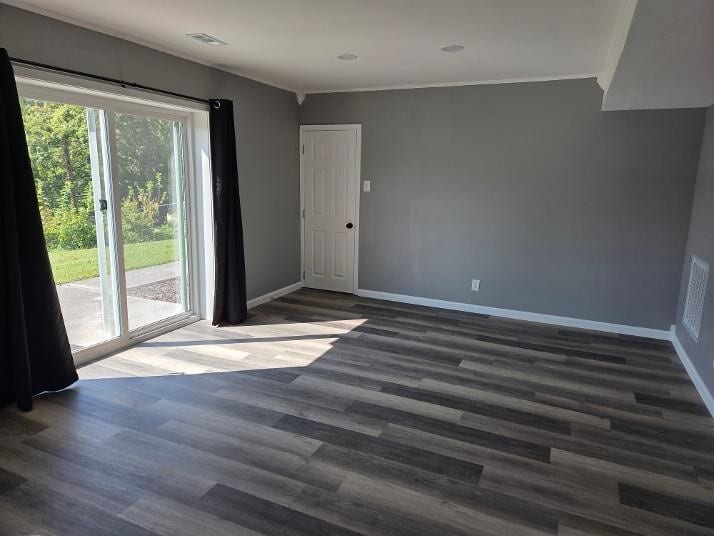 Building Photo - 2821 Greenway Dr