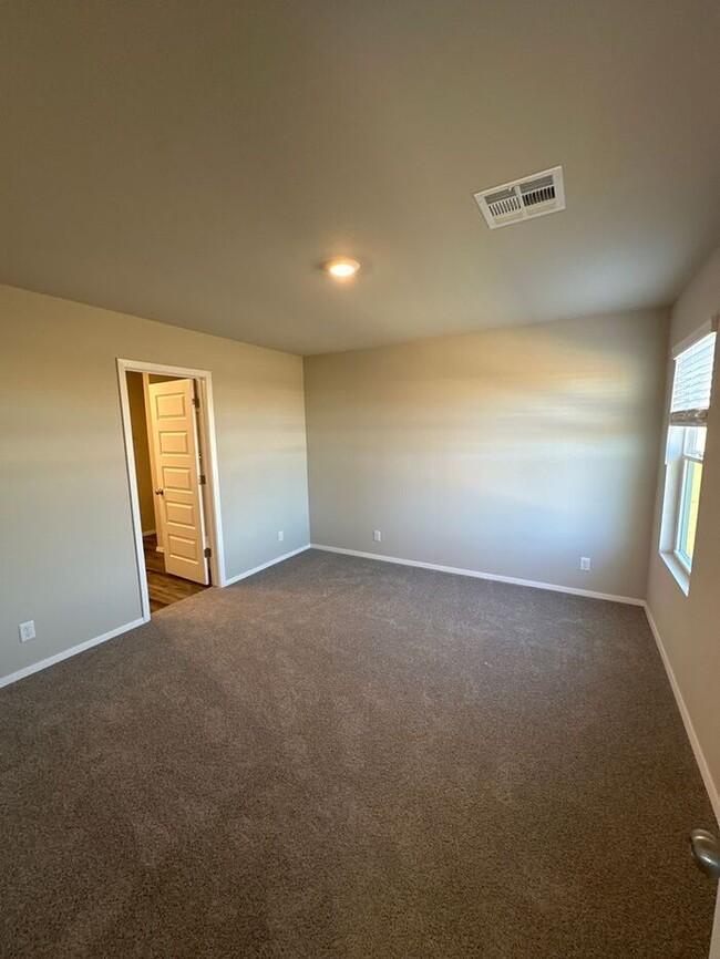 Building Photo - *Pre-leasing* BRAND NEW Three Bedroom | Tw...