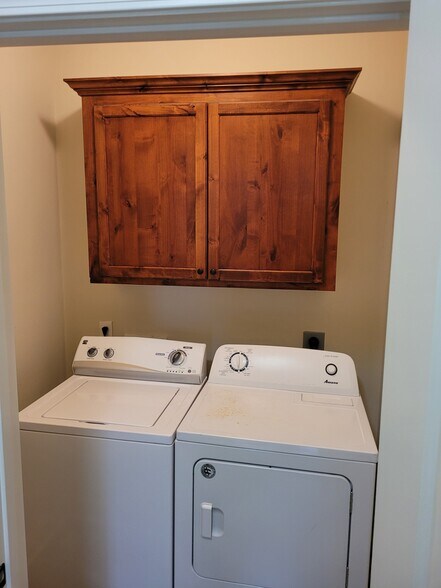 Building Photo - 378 Acadia Loop