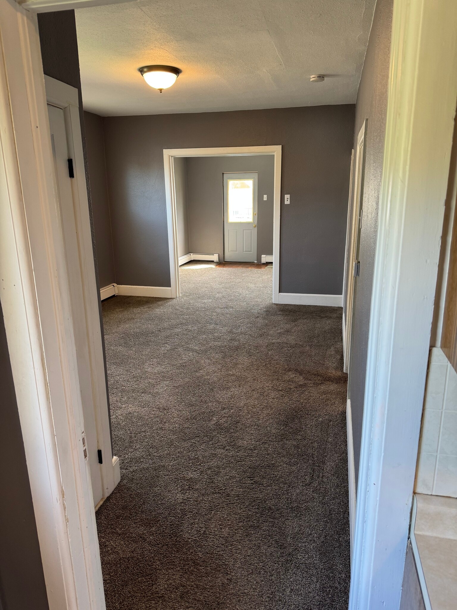 Building Photo - 1638 Saemann Ave