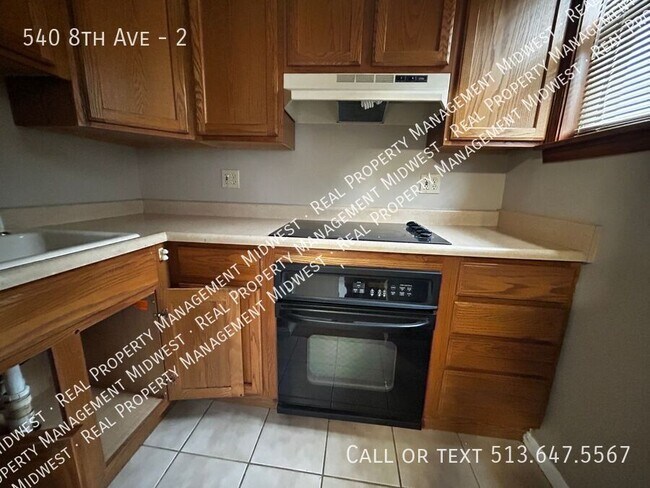 Building Photo - 540 8th Ave