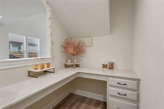 Building Photo - 156 Janelle Ln