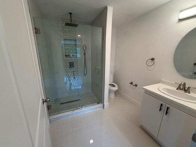 Building Photo - 1822 Banyan Tree Dr