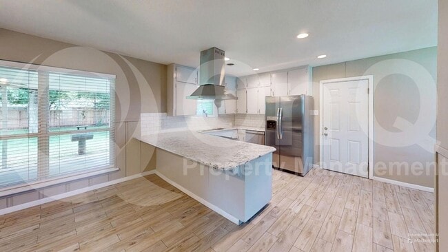 Building Photo - 1511 University Dr