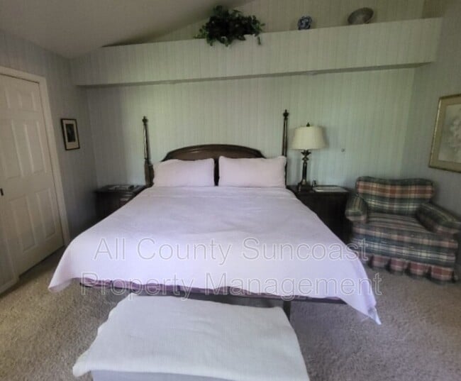 Building Photo - 9710 Indian Key Trail