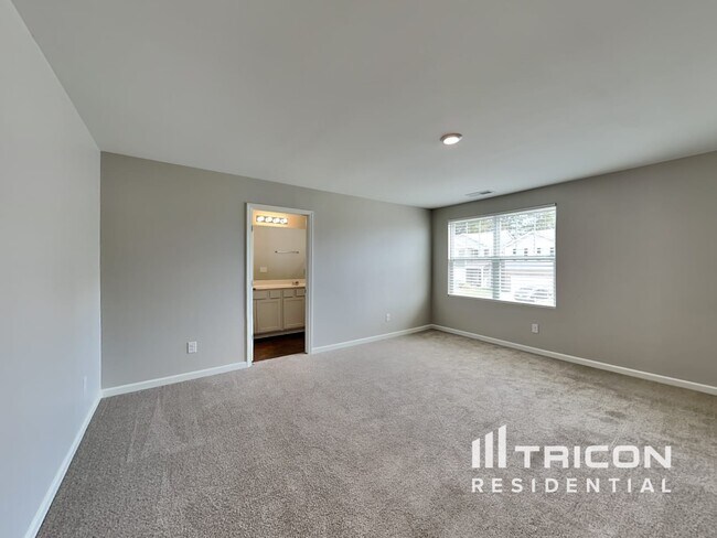 Building Photo - 9173 War Eagles Way