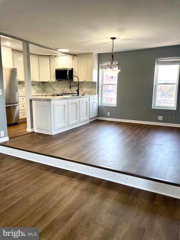 Building Photo - 326 Walnut St